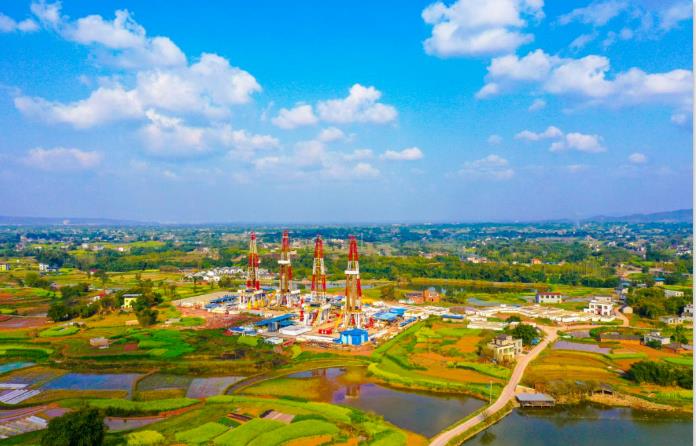 西南油氣田公司頁巖氣日產(chǎn)量超4000萬方！再創(chuàng)歷史新高